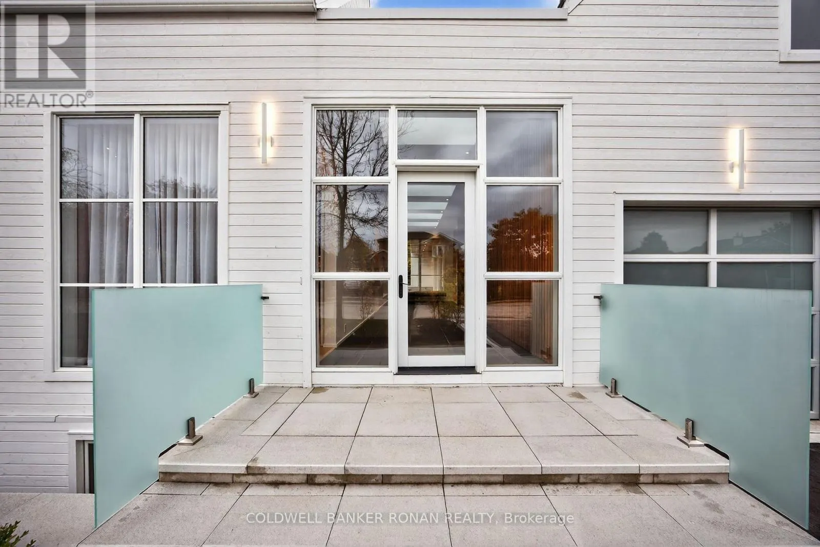 9 GRAY AVENUE
