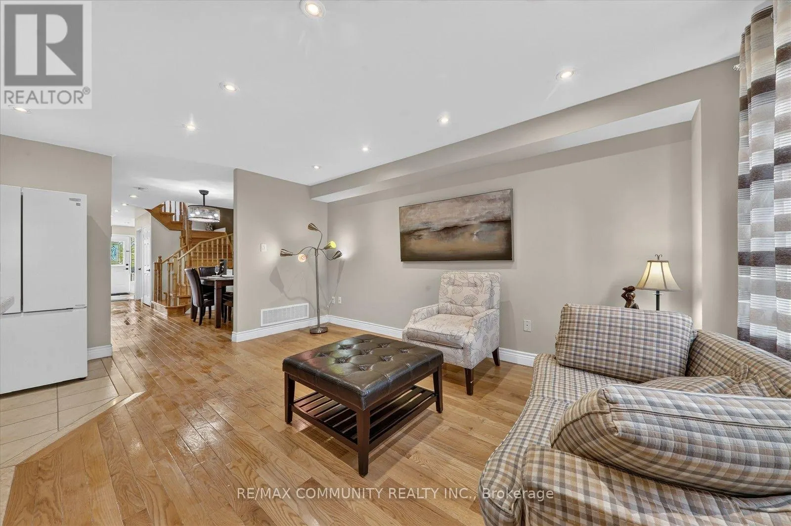 82 BURGEESS CRESCENT