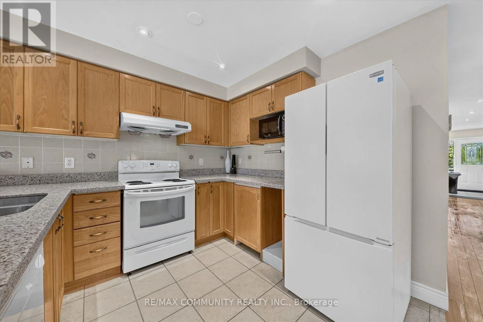 82 BURGEESS CRESCENT