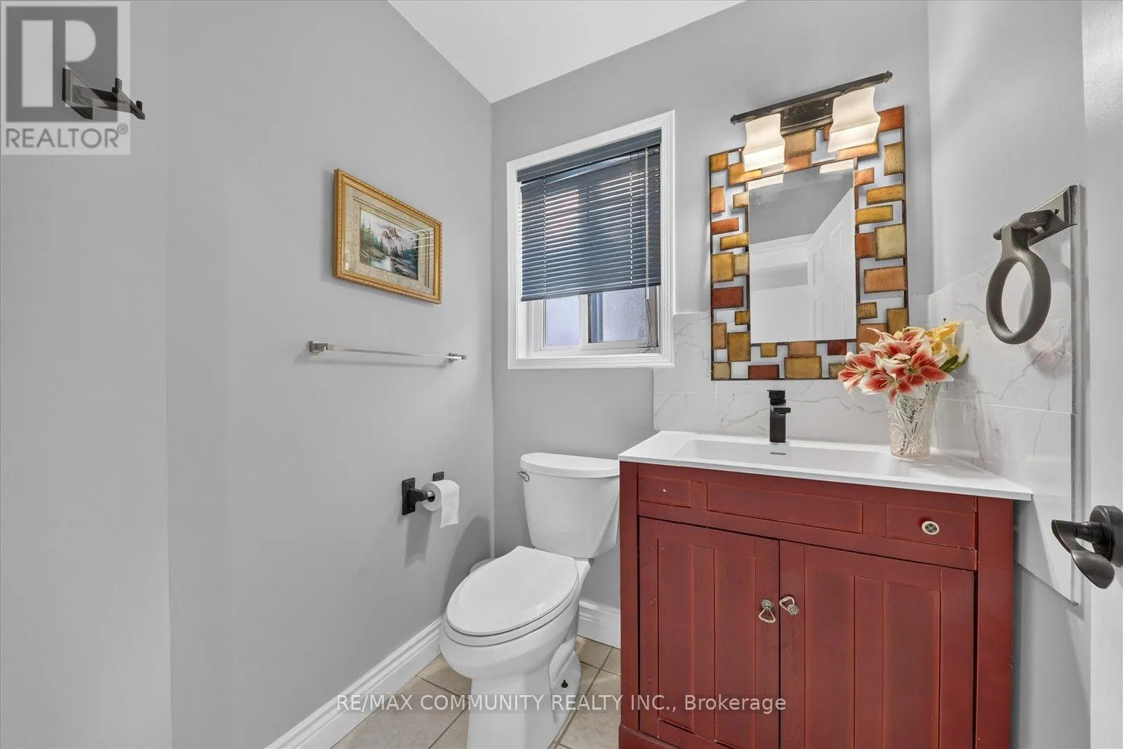 82 BURGEESS CRESCENT