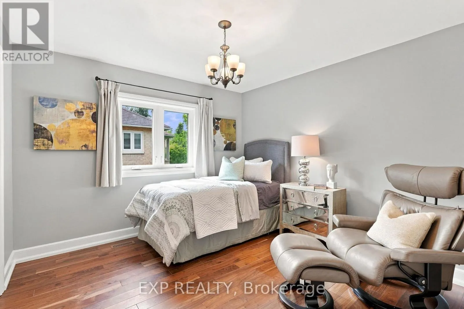 655 CULLER MEWS
