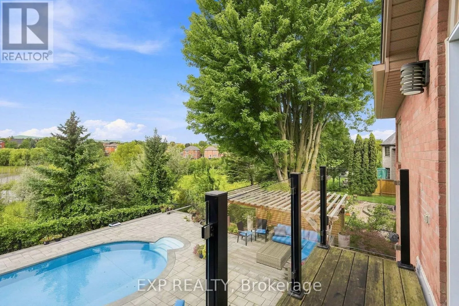 655 CULLER MEWS