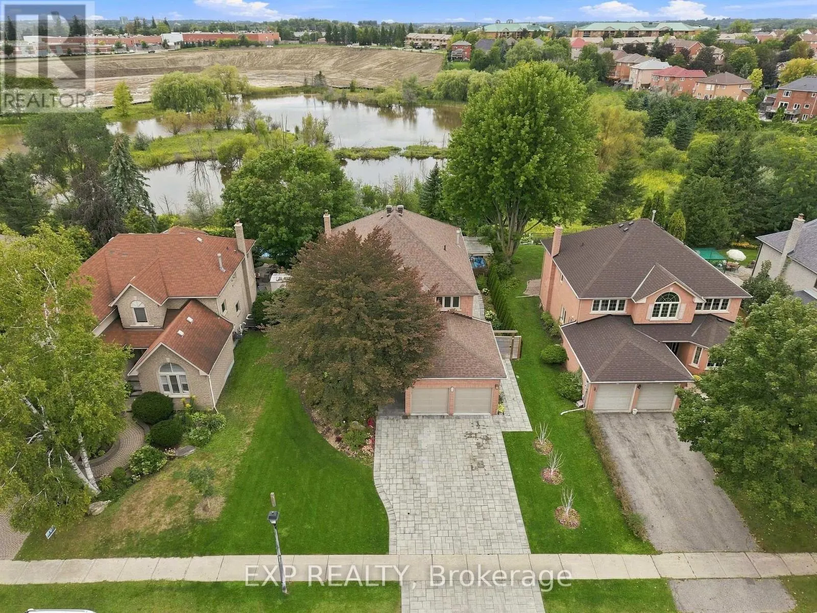 655 CULLER MEWS