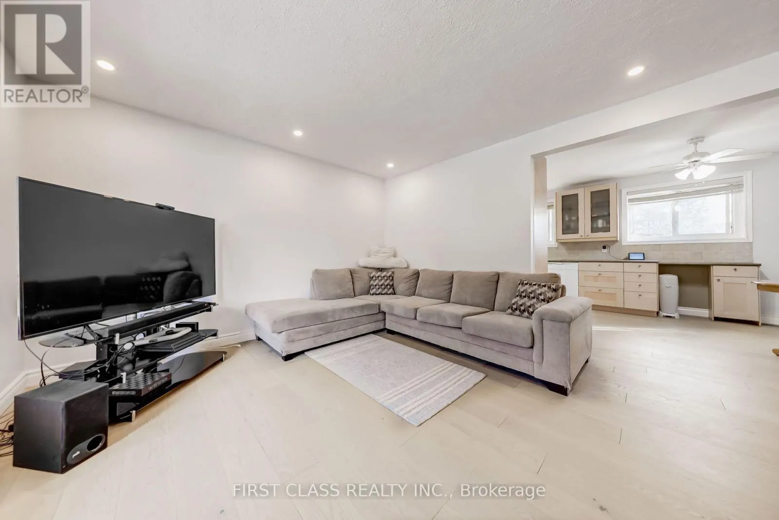 39 SEATON DRIVE