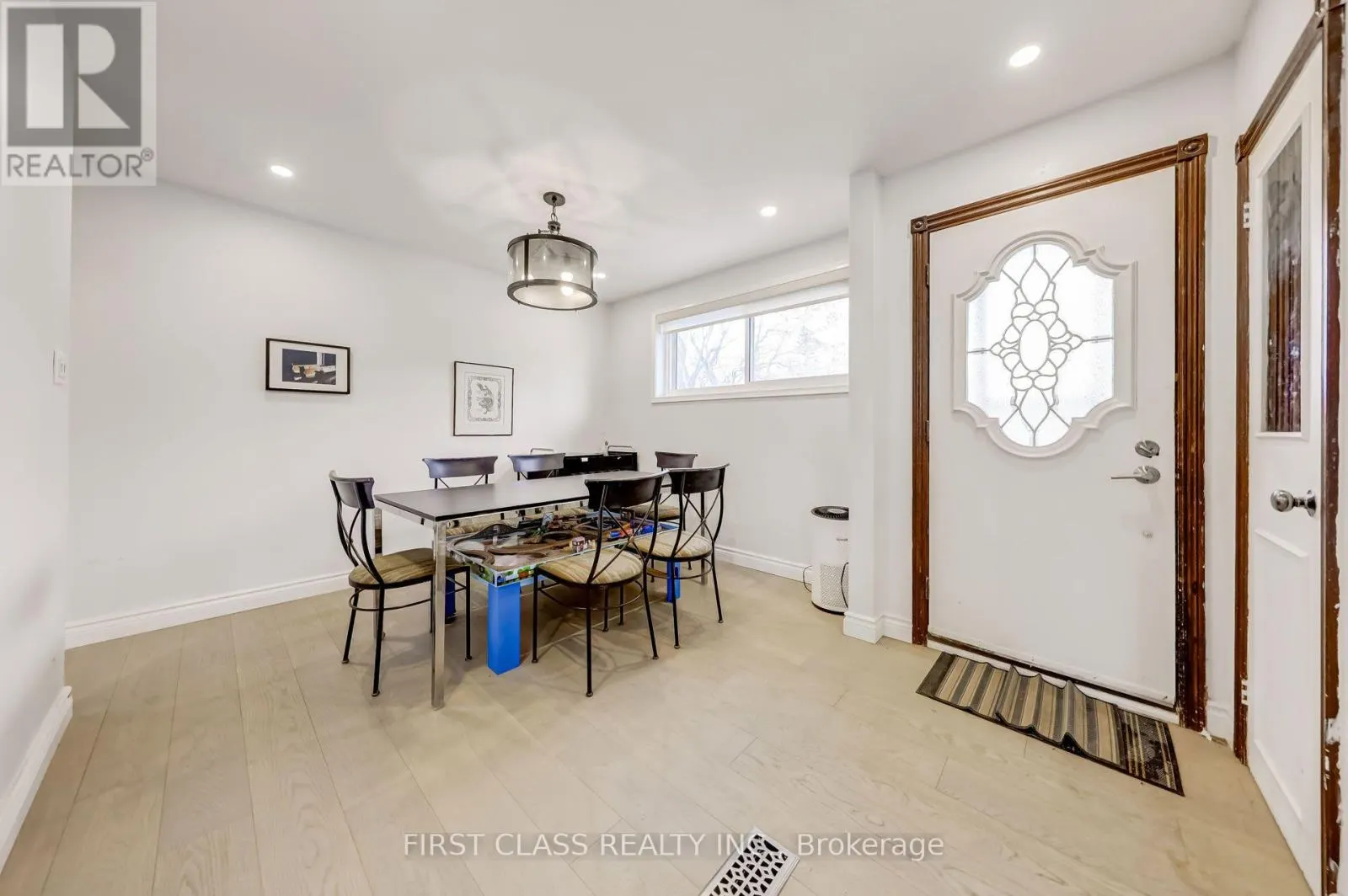 39 SEATON DRIVE