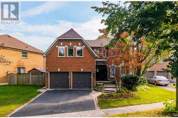 8 MOORELAND COURT