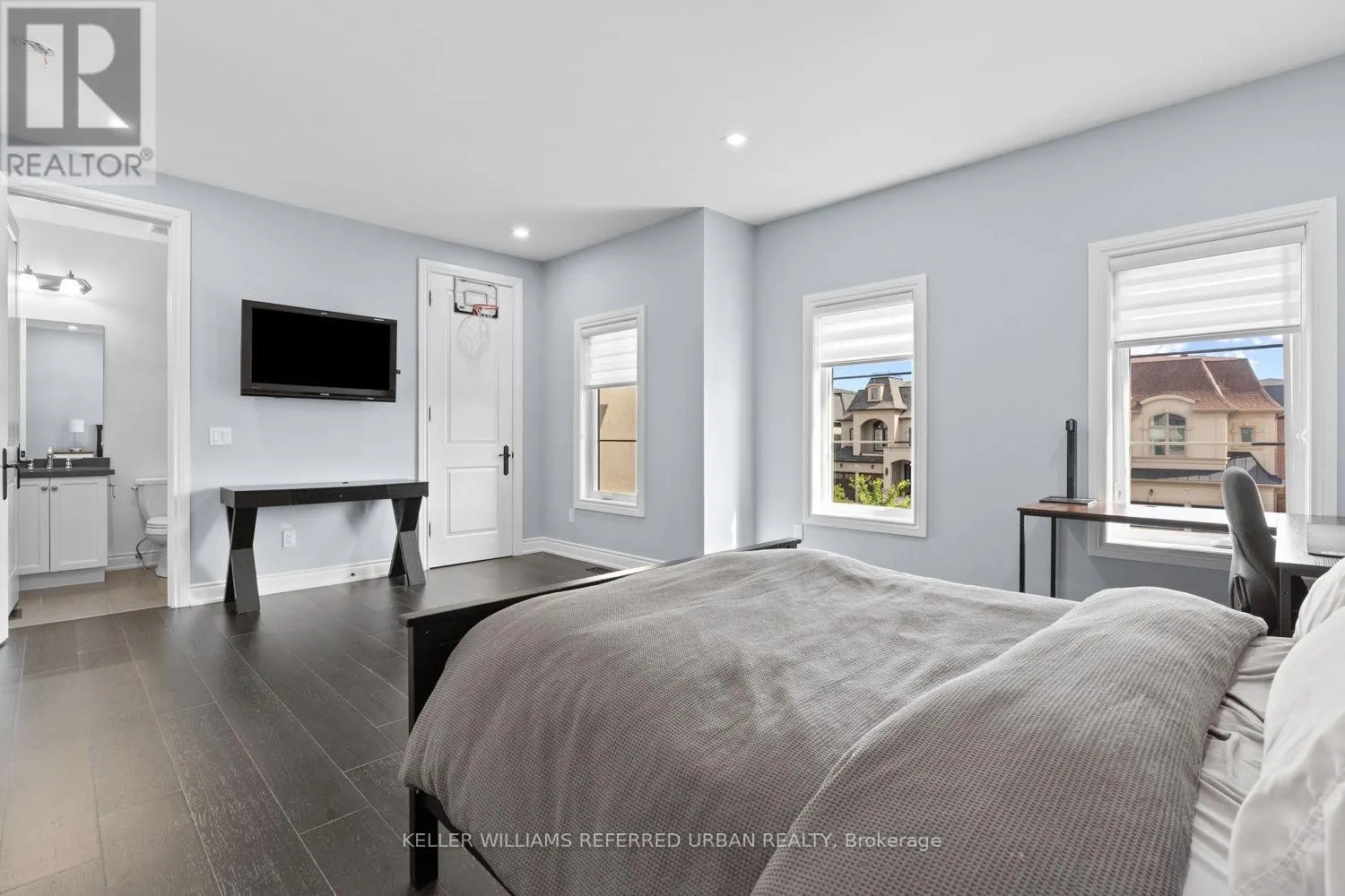 4 BASIL RIDGE COURT