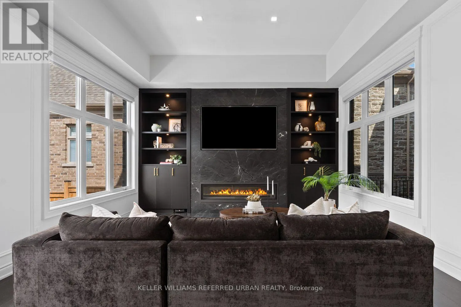 4 BASIL RIDGE COURT