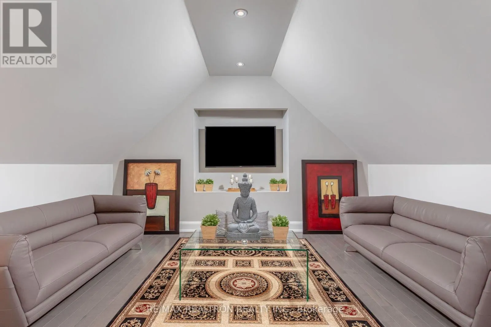 3 OAKBANK ROAD