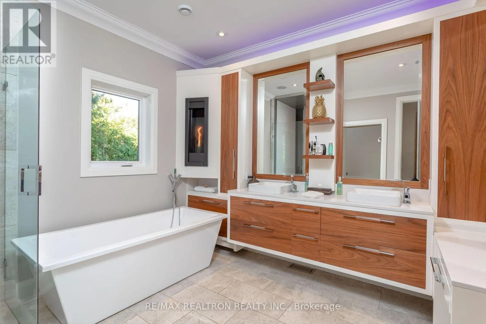 3 OAKBANK ROAD