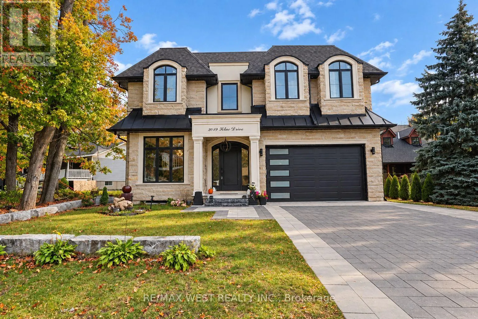 2019 LILAC DRIVE