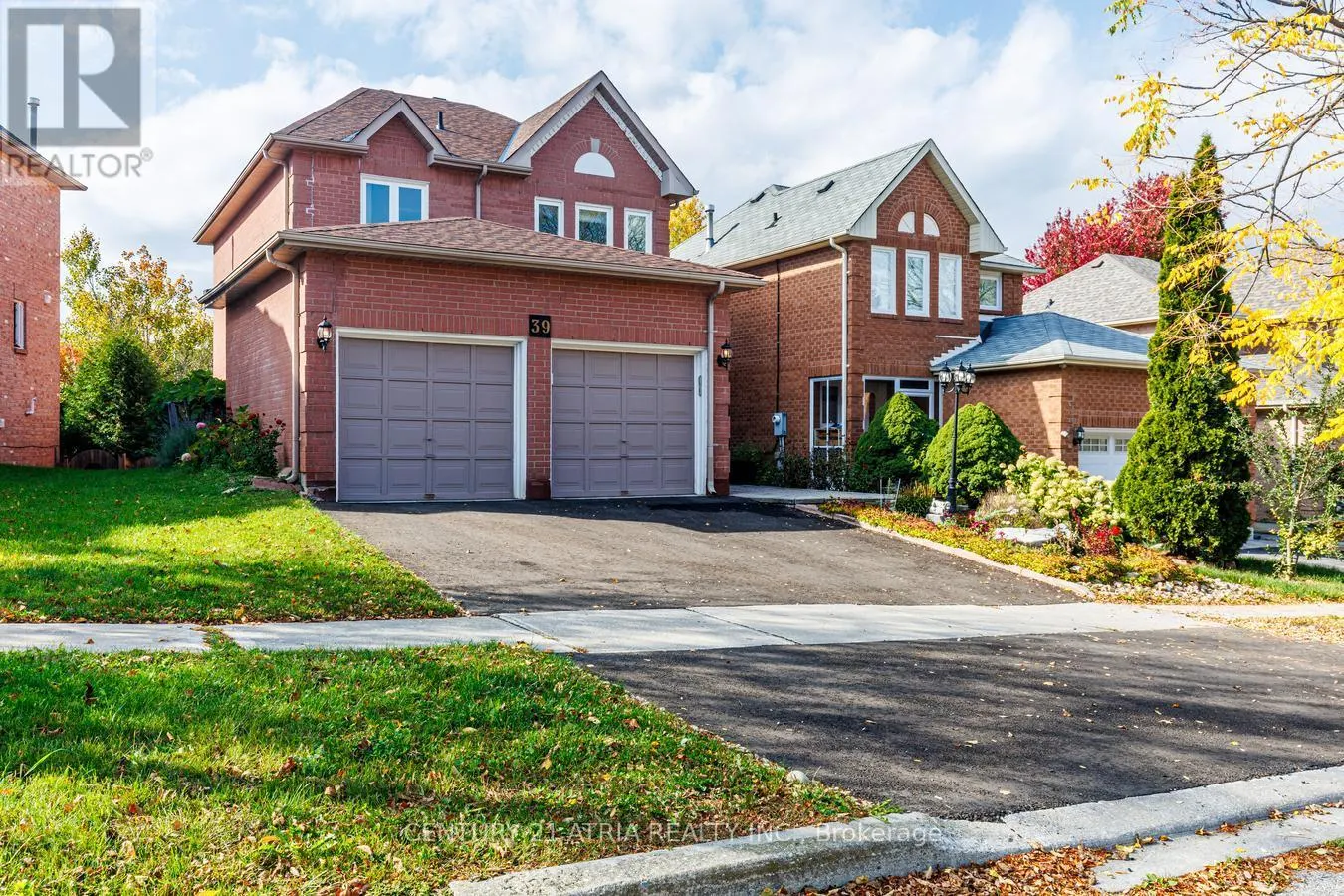 39 CHISWICK CRESCENT