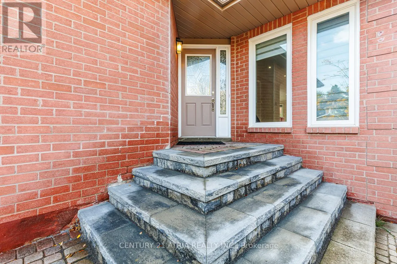 39 CHISWICK CRESCENT