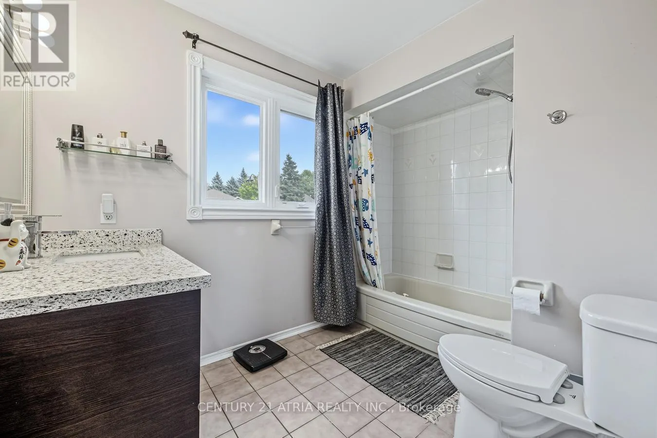 39 CHISWICK CRESCENT