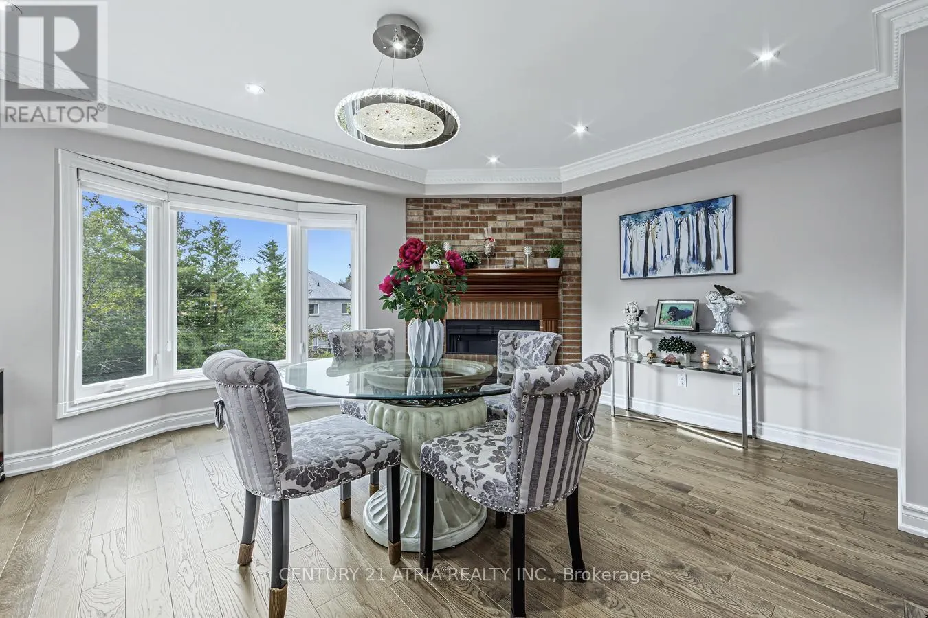 39 CHISWICK CRESCENT