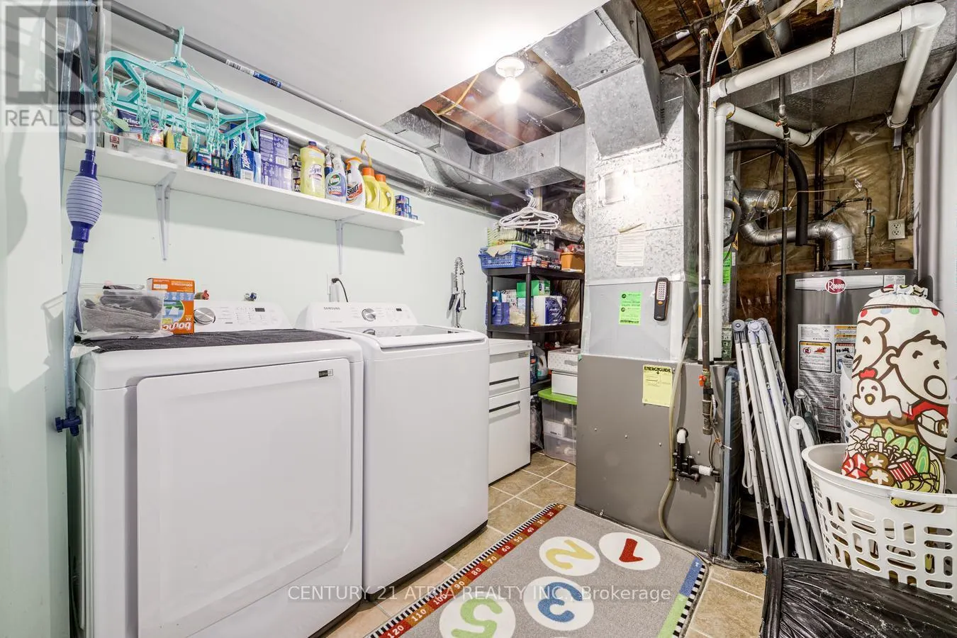 39 CHISWICK CRESCENT