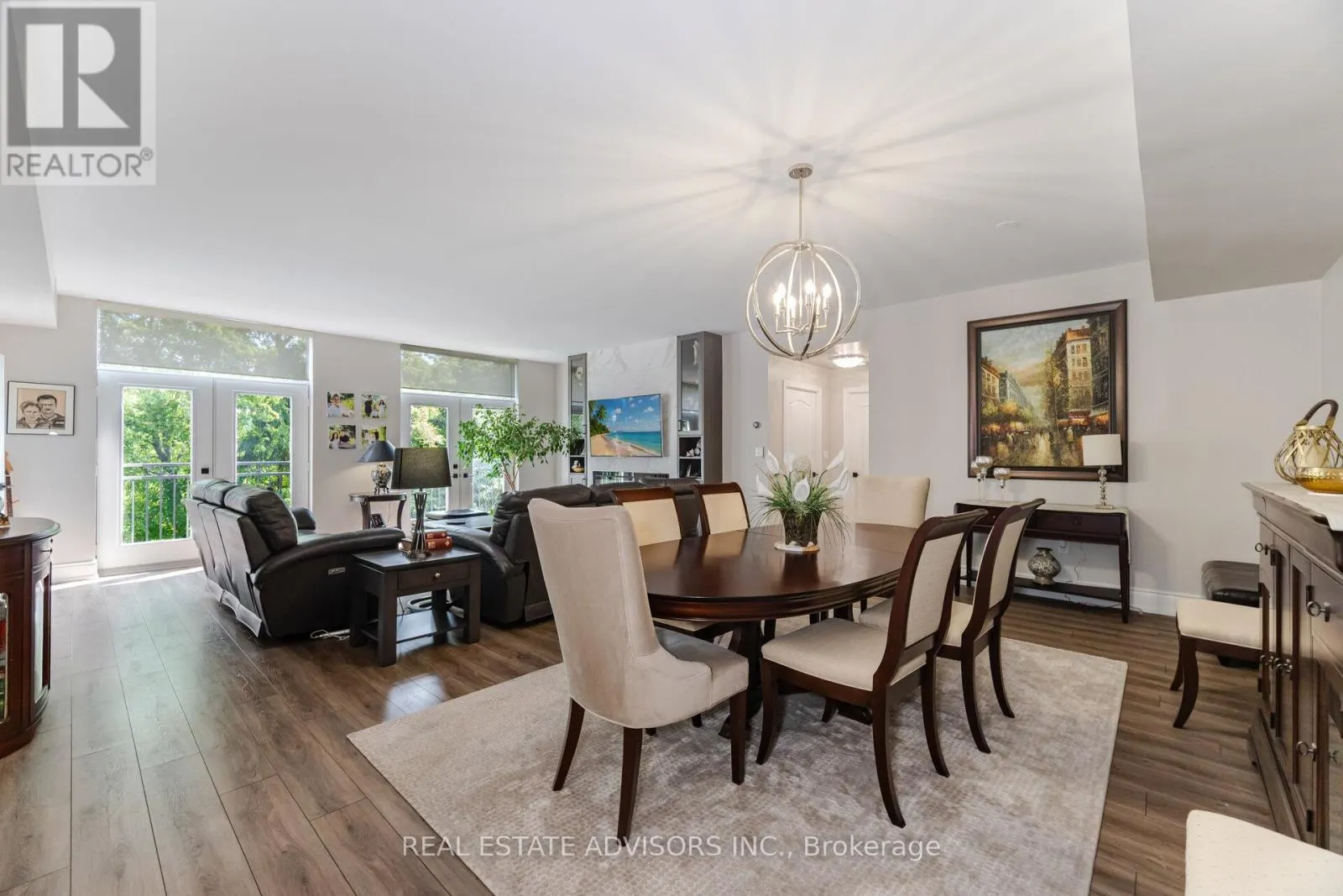 313 - 53 WOODBRIDGE AVENUE