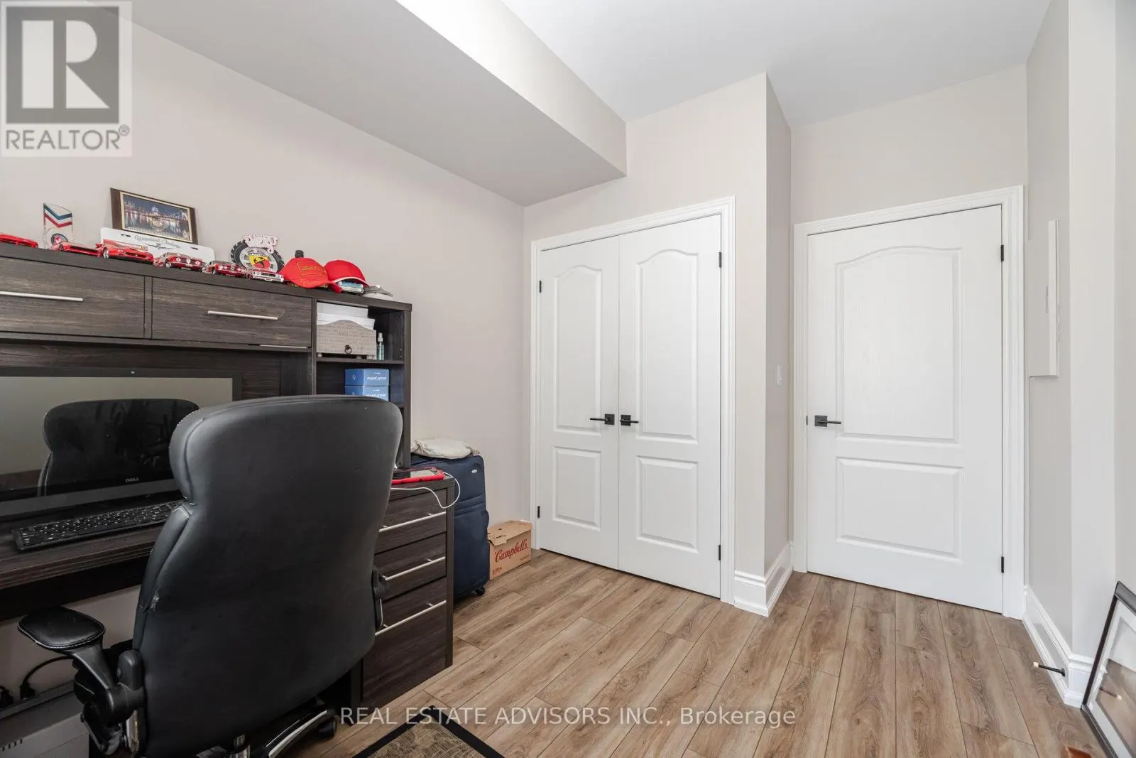 313 - 53 WOODBRIDGE AVENUE