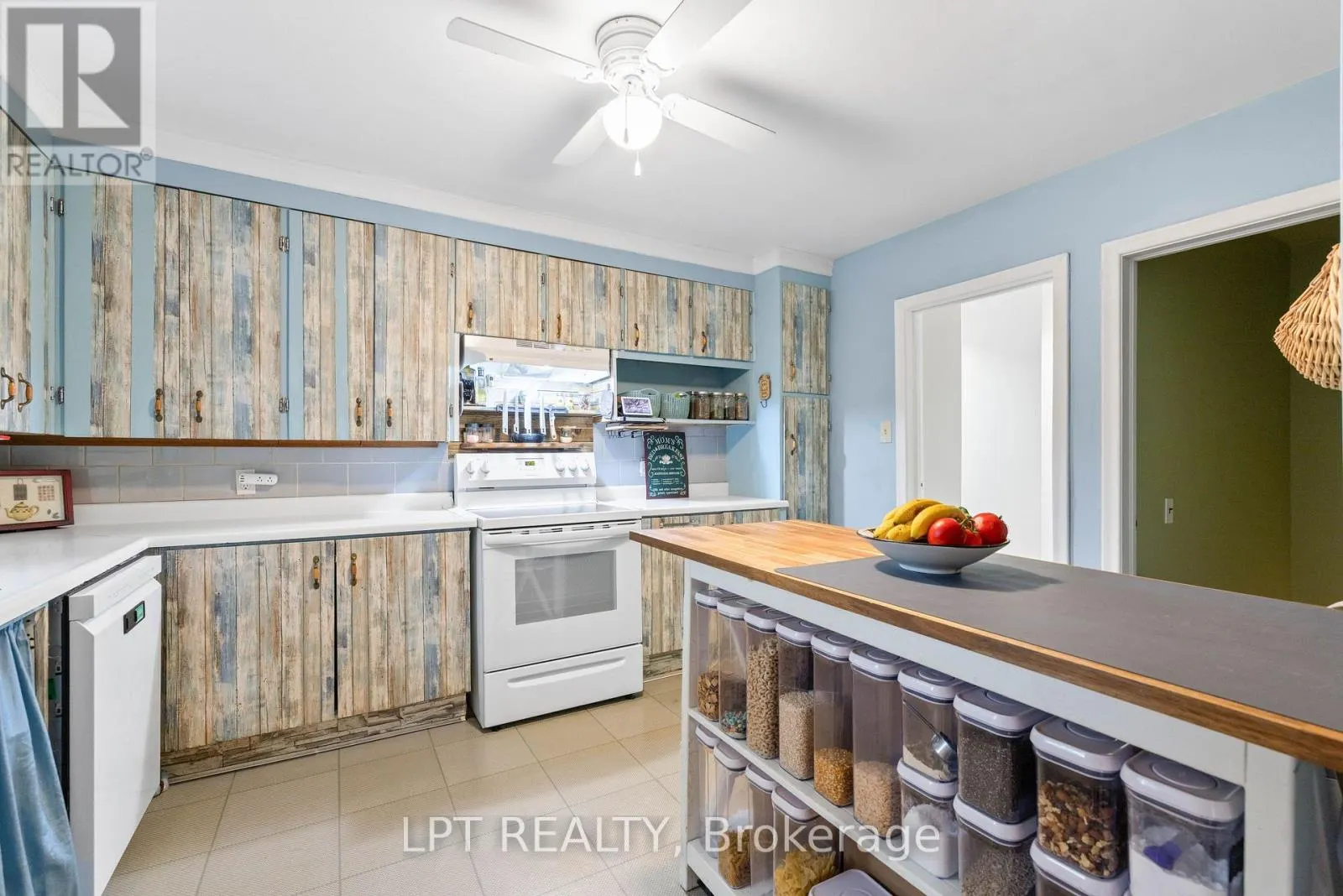 98 DON MOR DRIVE