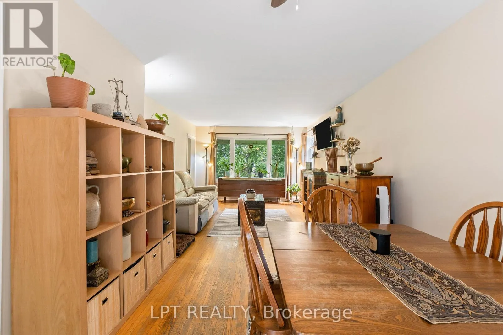 98 DON MOR DRIVE