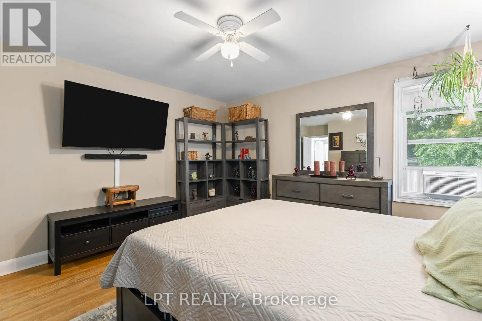 98 DON MOR DRIVE