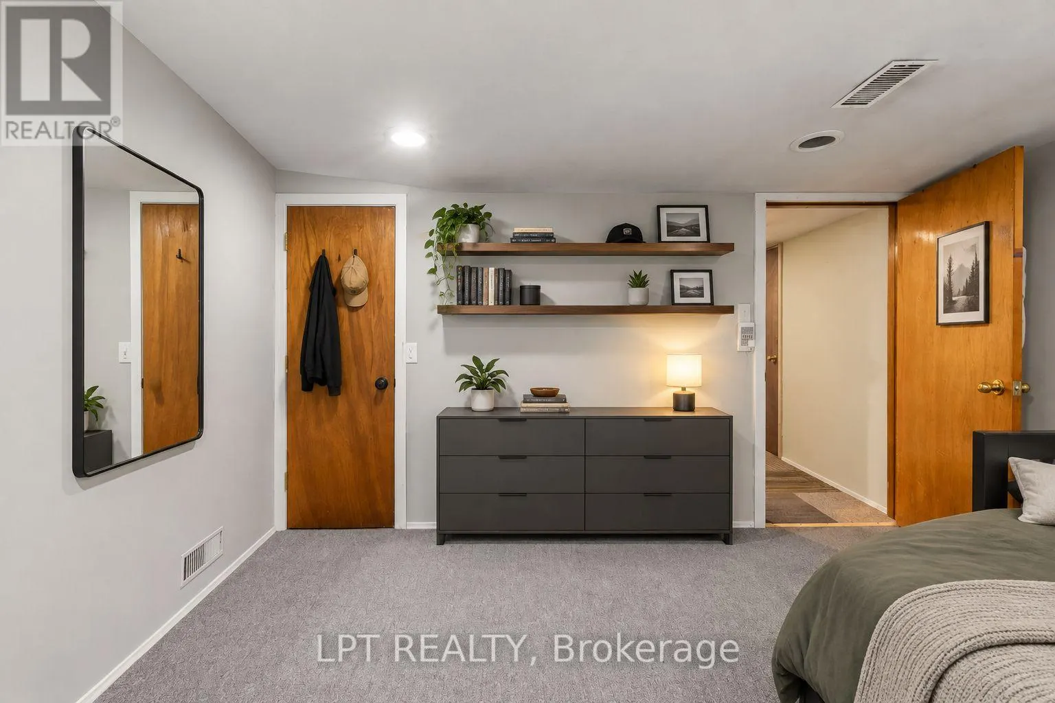98 DON MOR DRIVE