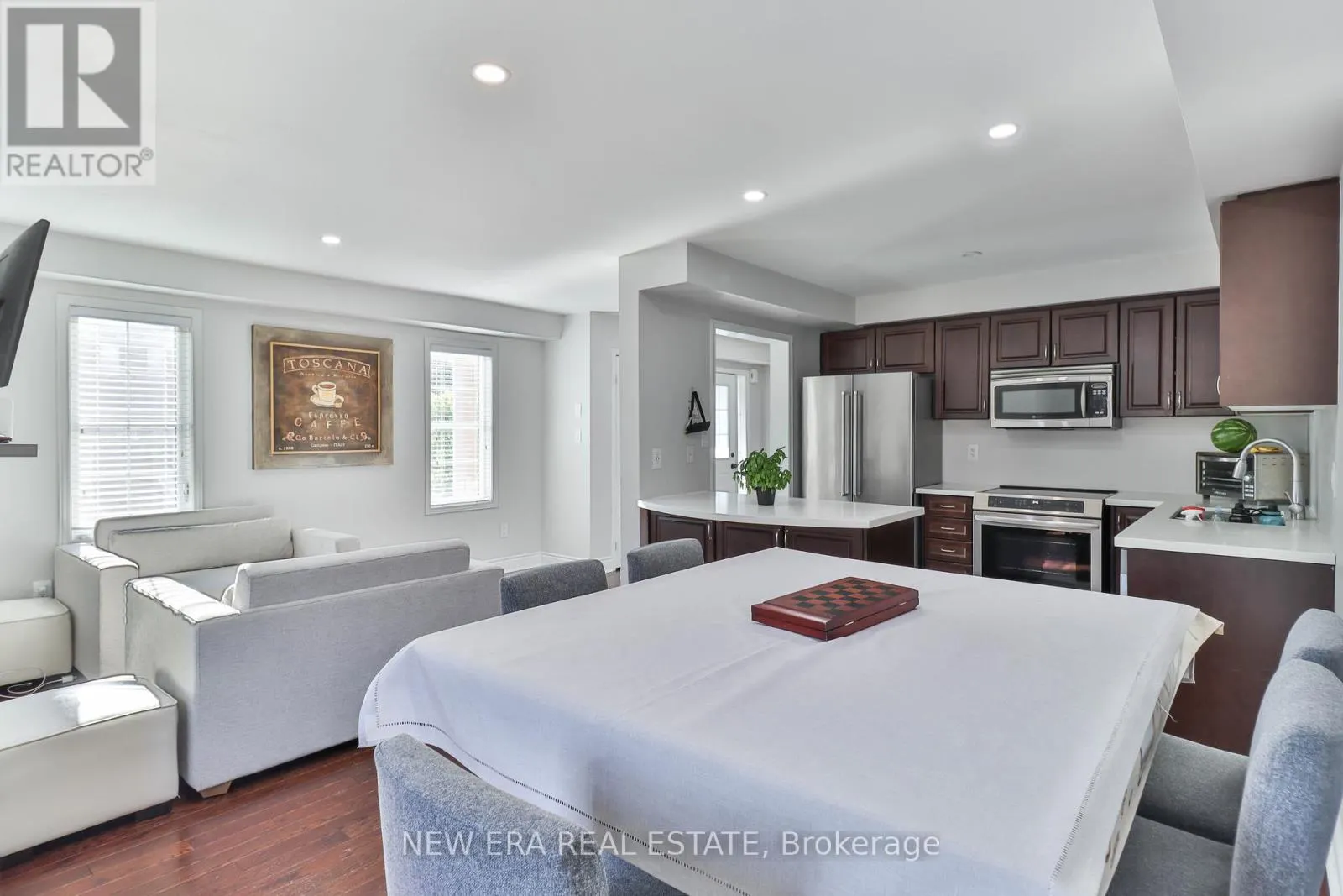 331 DAVOS ROAD