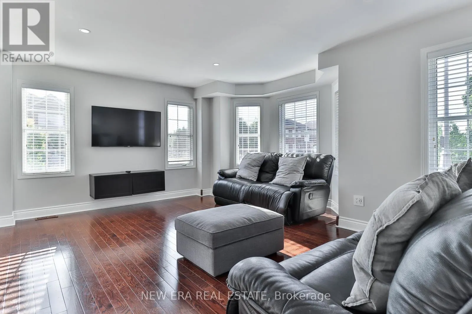 331 DAVOS ROAD