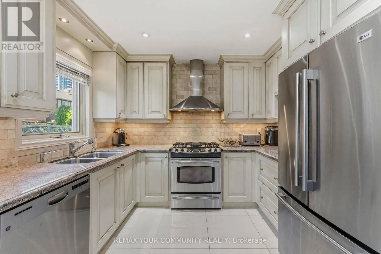 171 ROSEDALE HEIGHTS DRIVE