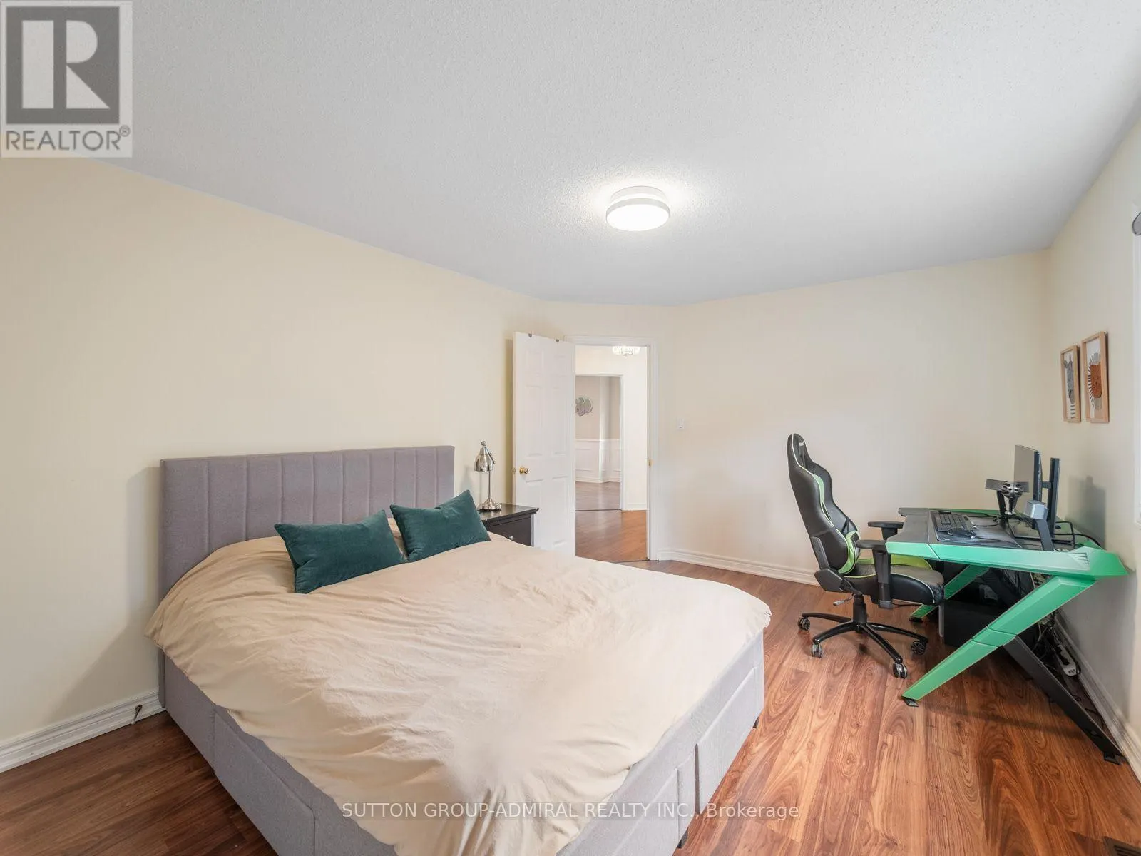 40 TRUDEAU DRIVE