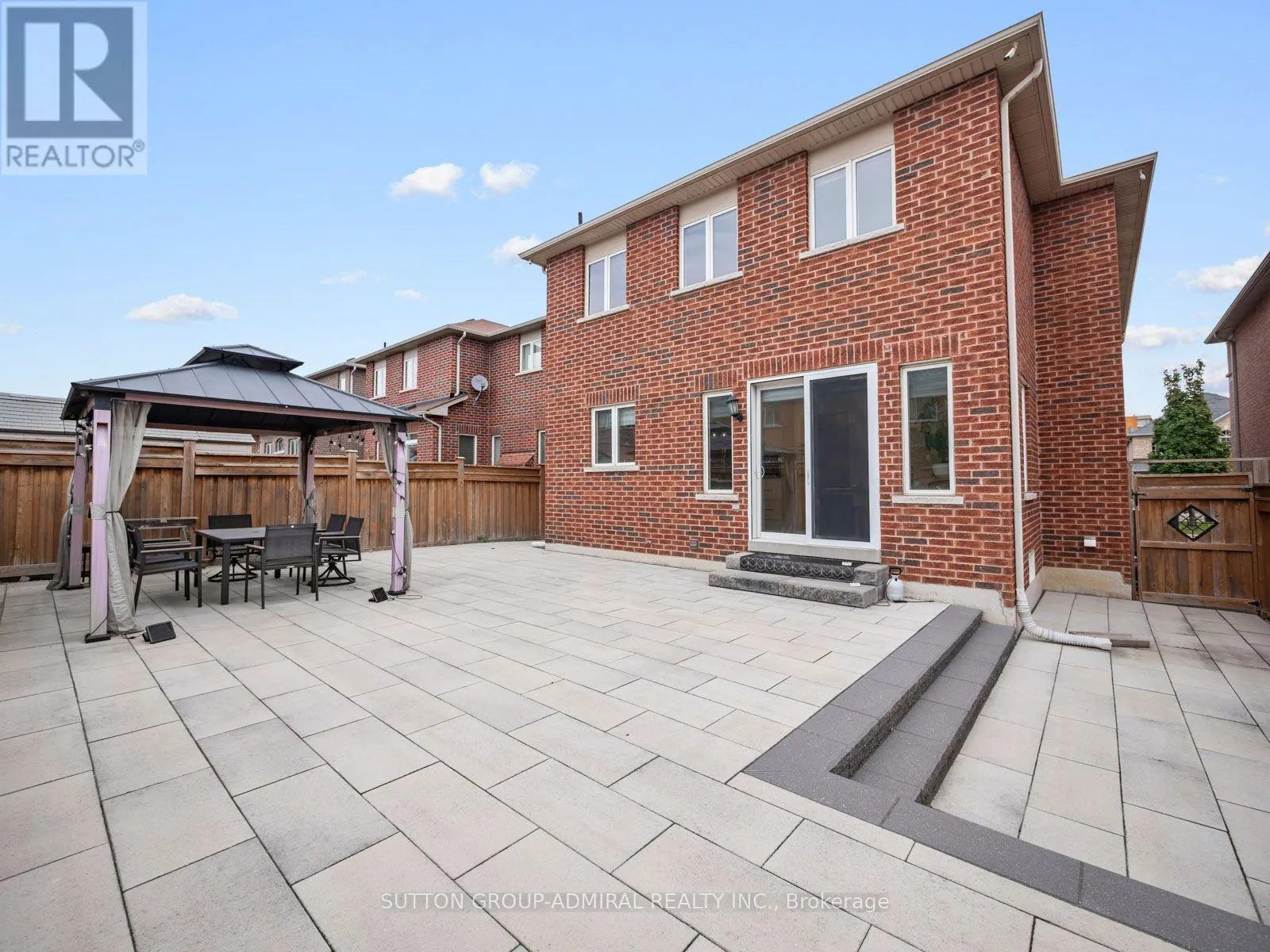 40 TRUDEAU DRIVE