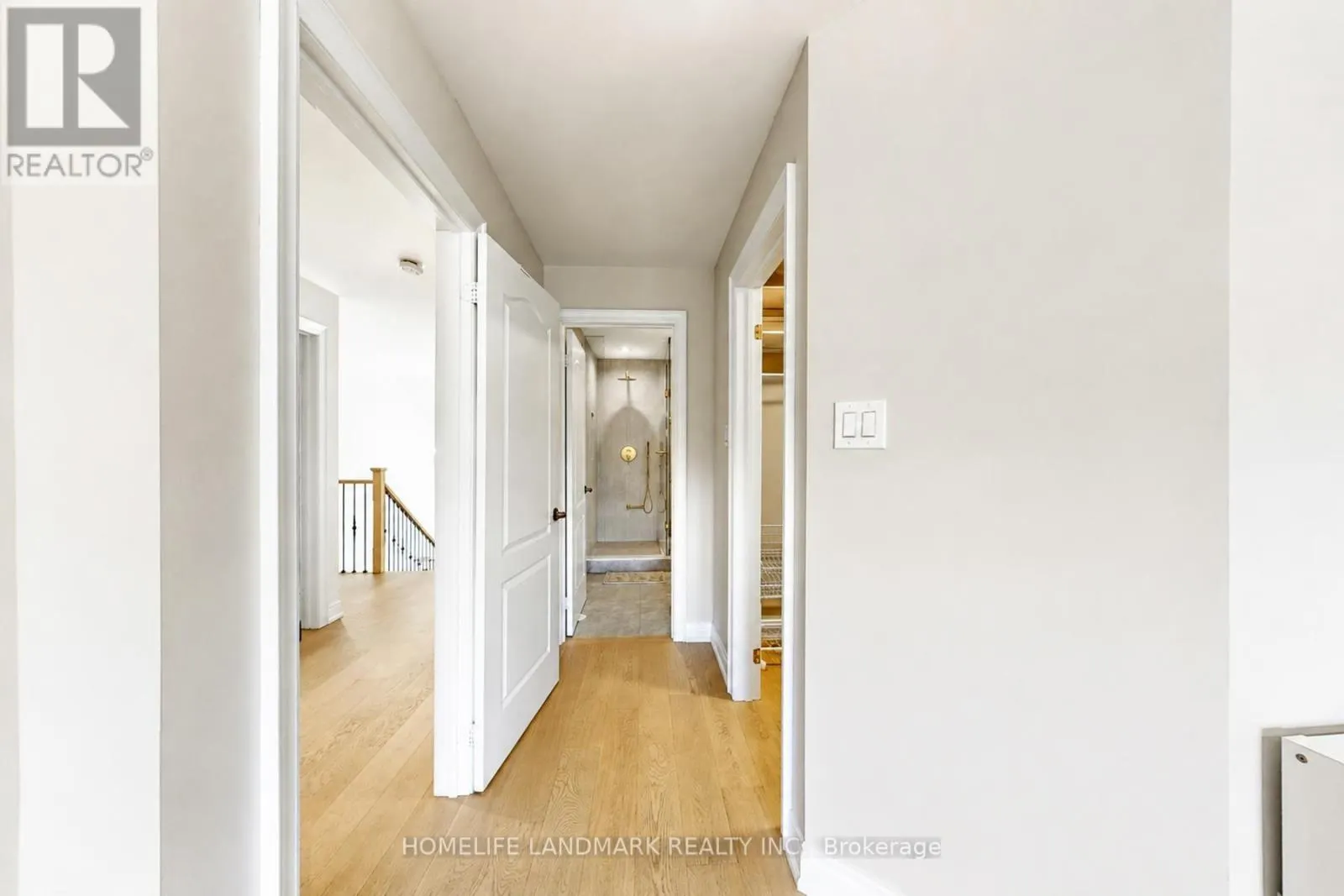 27 - 8900 BATHURST STREET