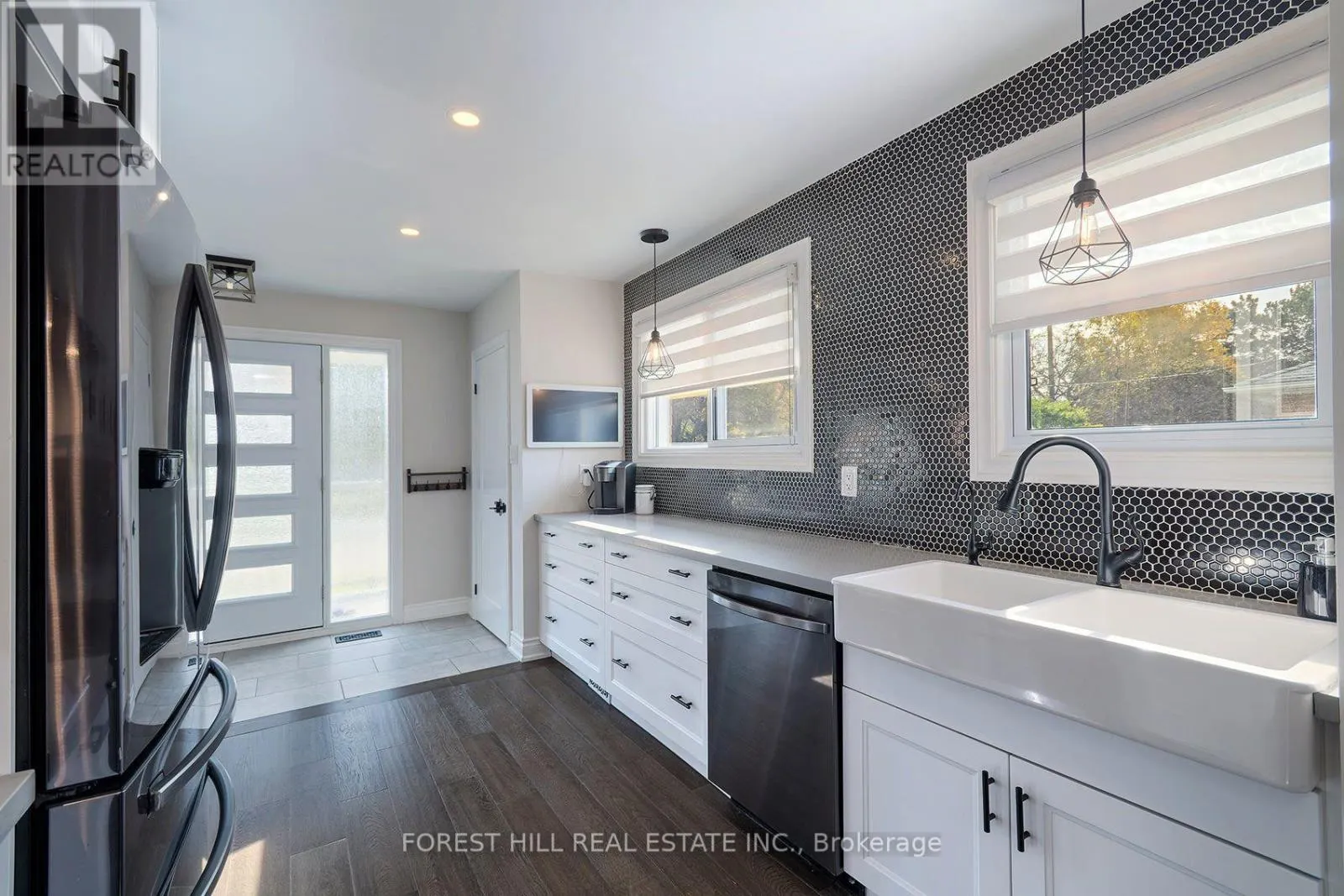 120 CHERRYWOOD DRIVE