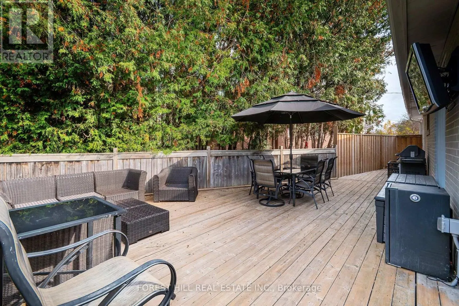 120 CHERRYWOOD DRIVE