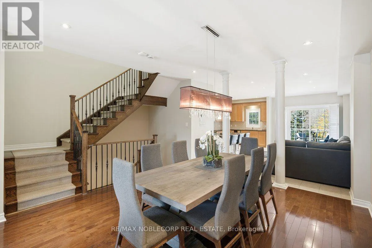 37 - 8900 BATHURST STREET