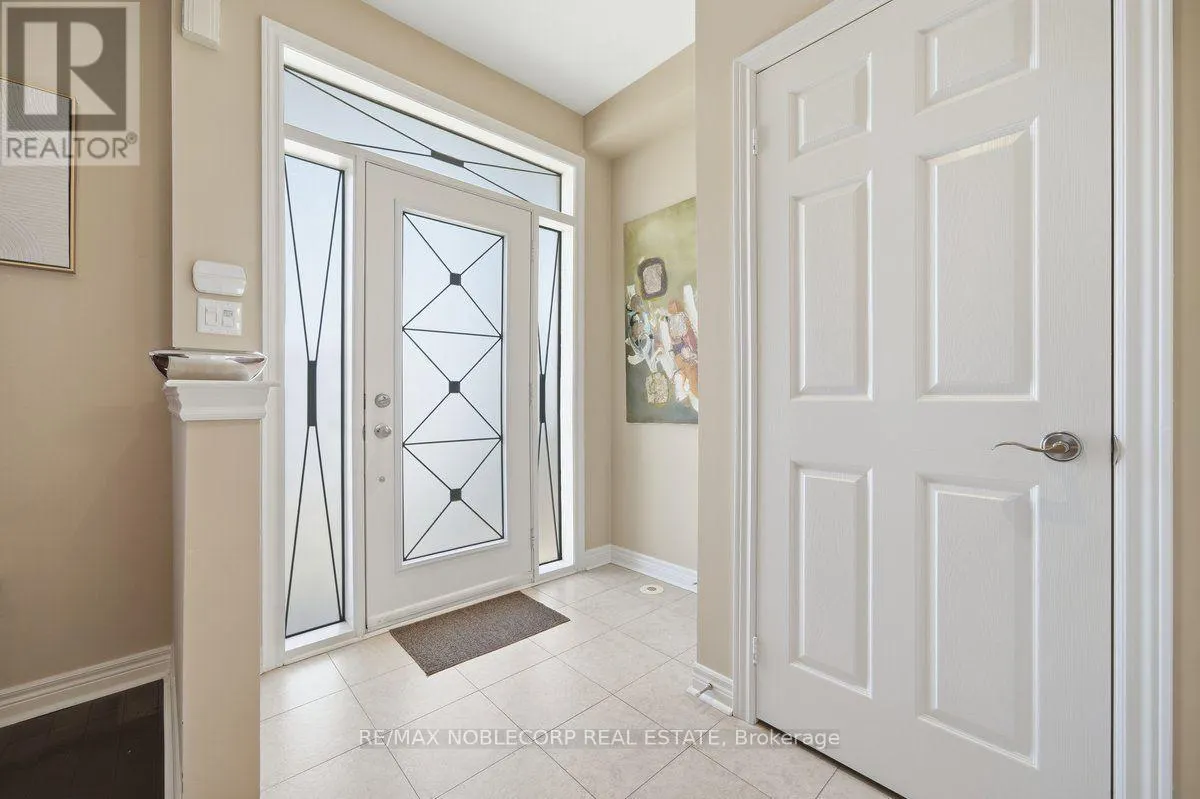 37 - 8900 BATHURST STREET