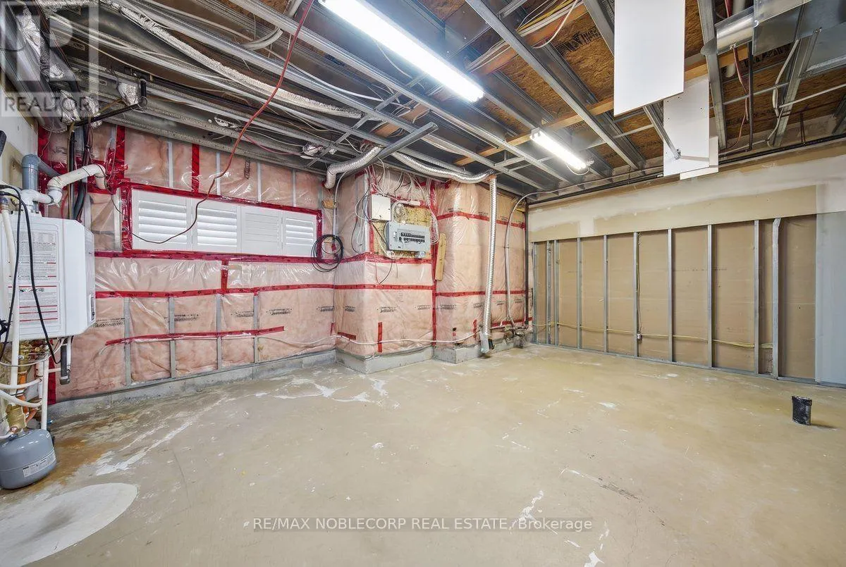 37 - 8900 BATHURST STREET