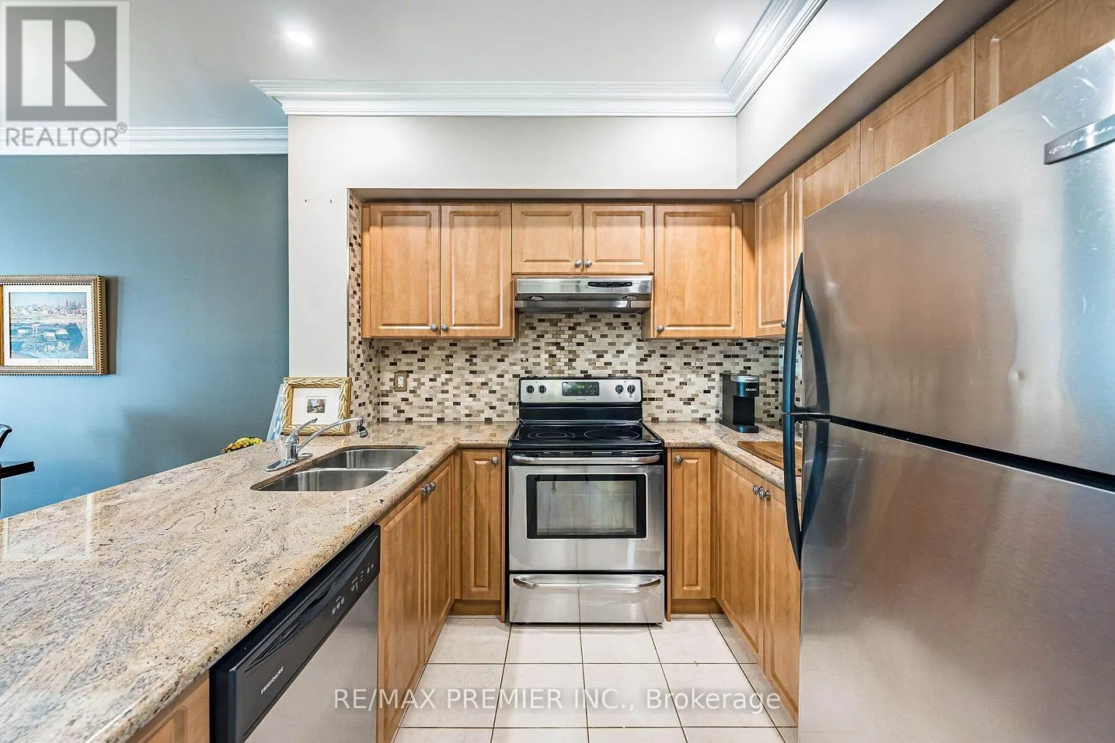 304 - 9451 JANE STREET
