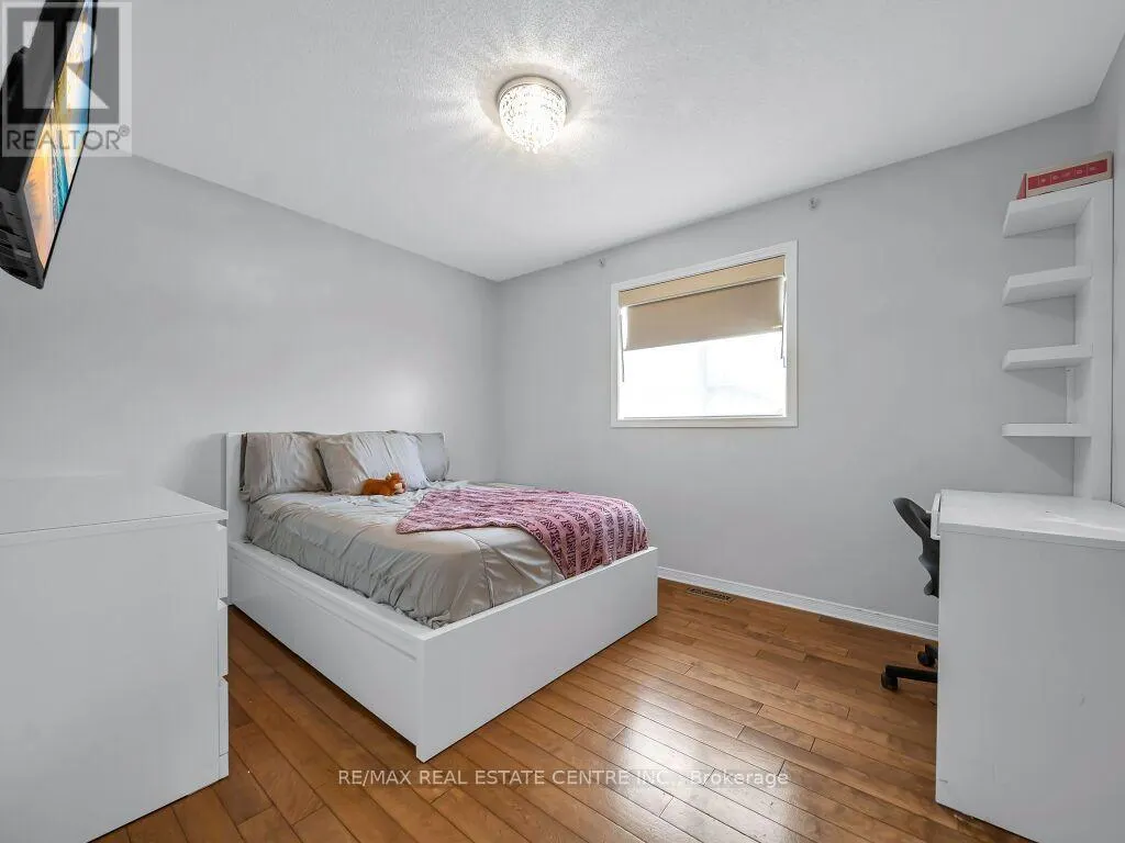 1244 LAURAND STREET