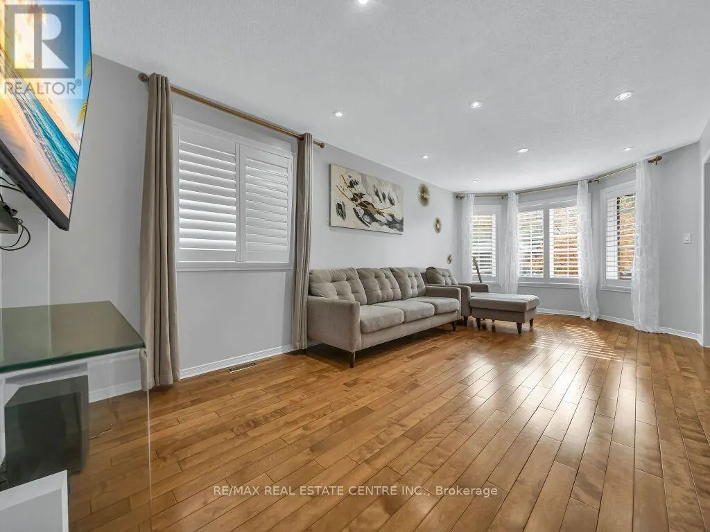 1244 LAURAND STREET