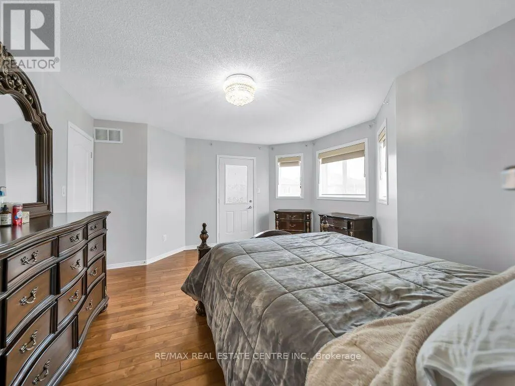 1244 LAURAND STREET