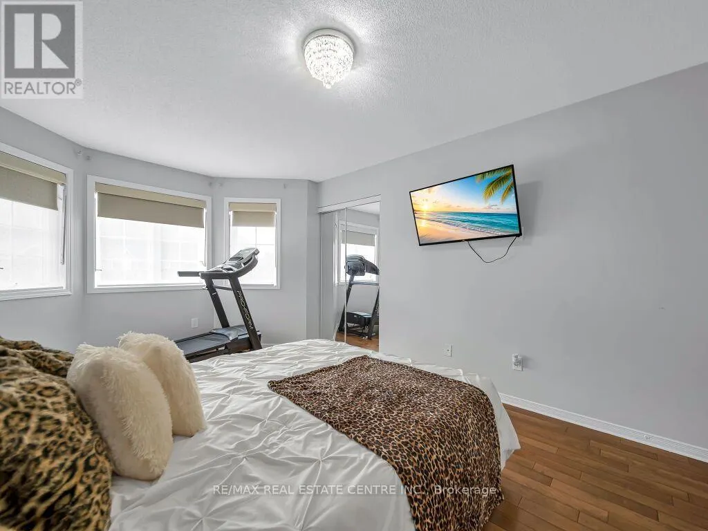 1244 LAURAND STREET