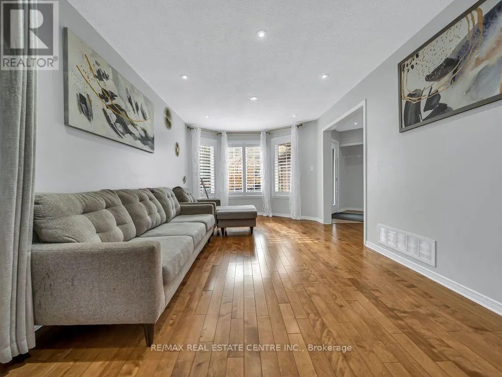 1244 LAURAND STREET