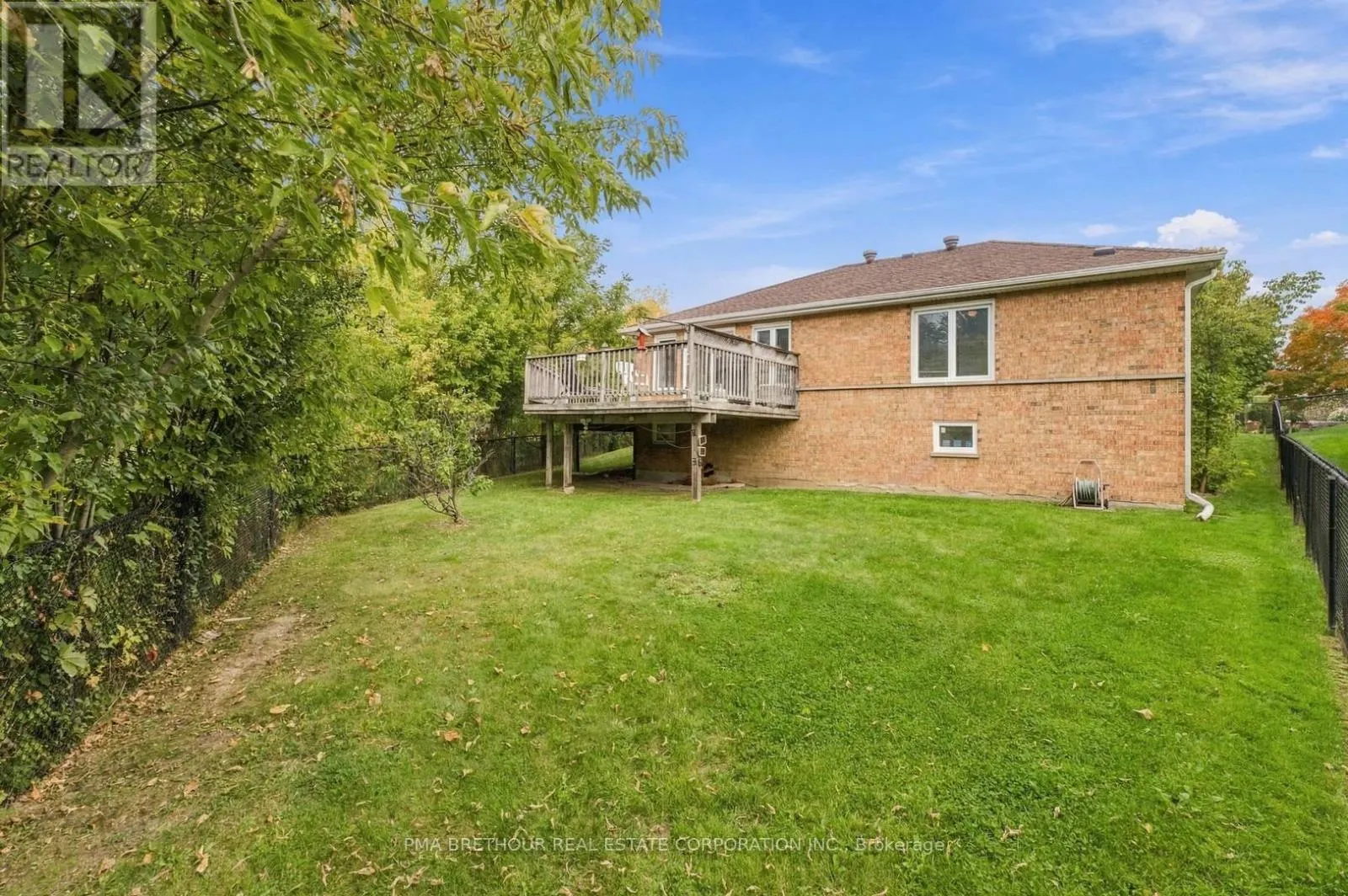 18 DEERGLEN TERRACE