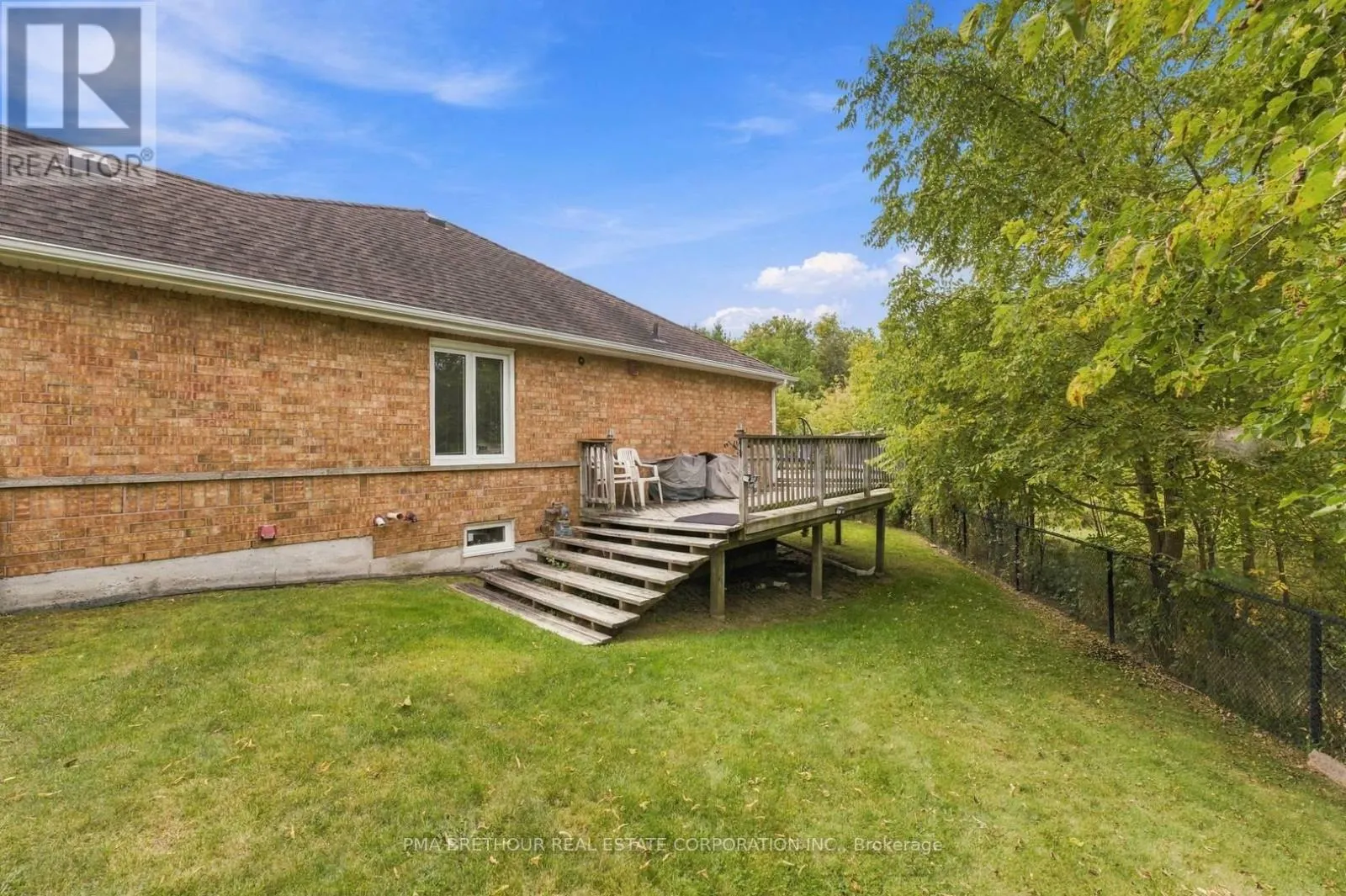 18 DEERGLEN TERRACE