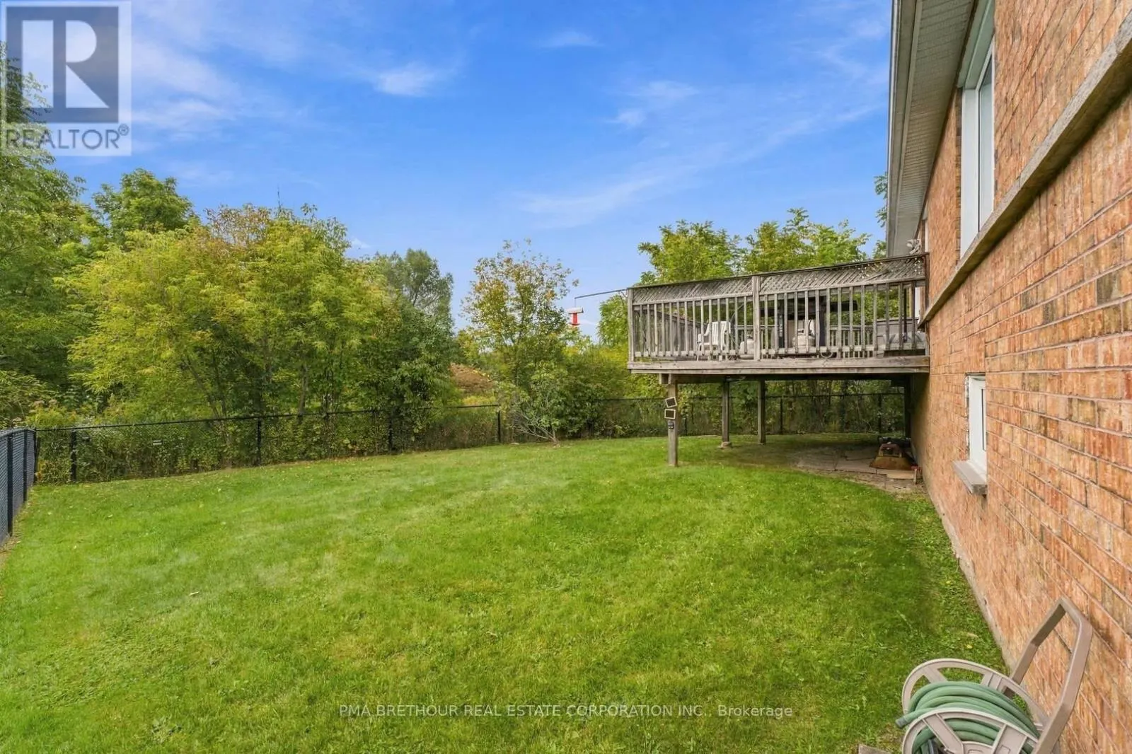 18 DEERGLEN TERRACE