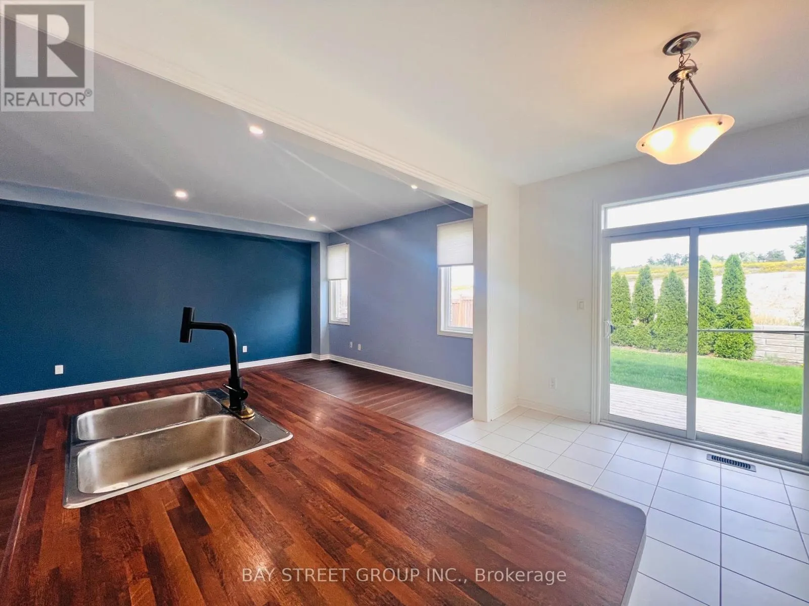 81 SUTCLIFFE WAY
