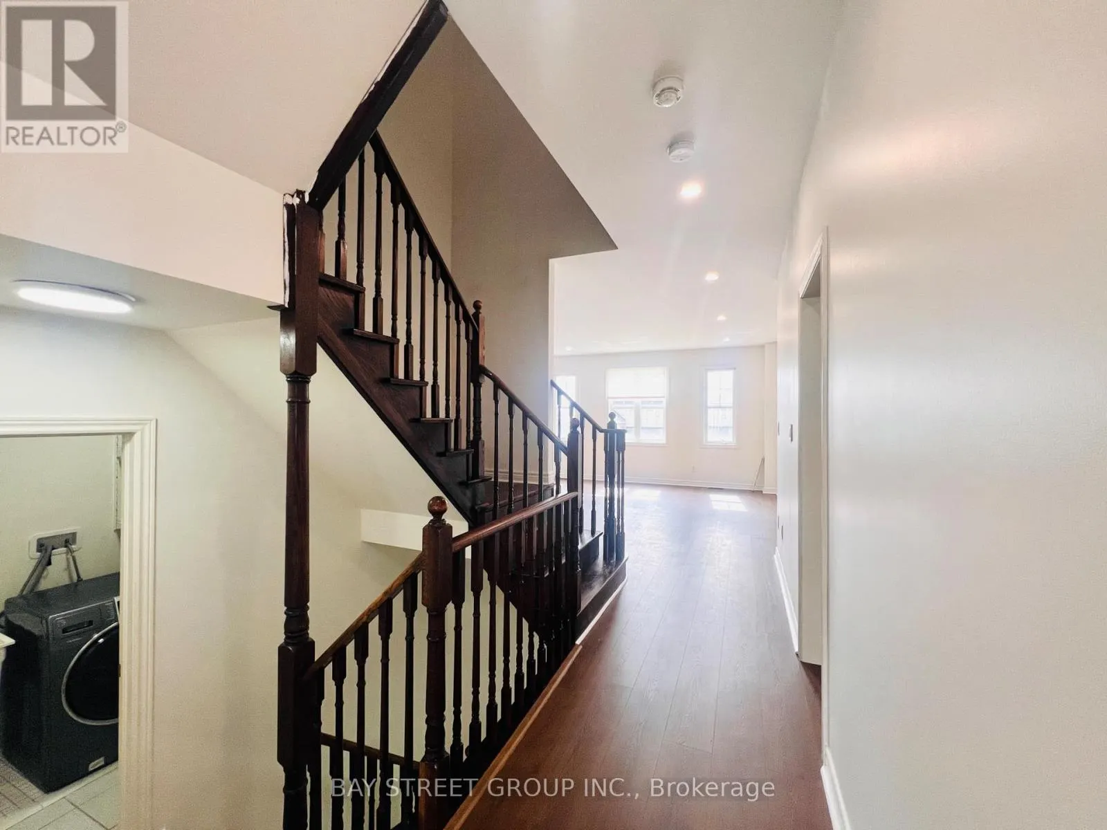 81 SUTCLIFFE WAY