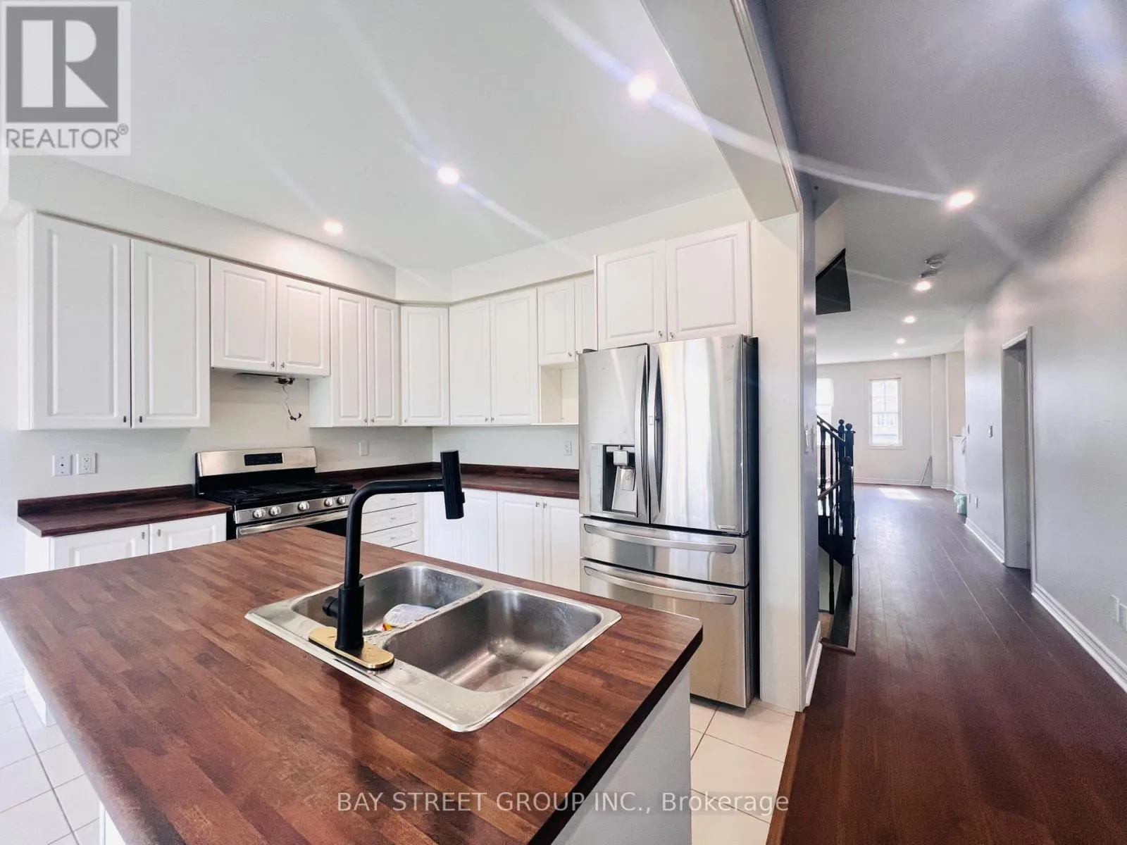 81 SUTCLIFFE WAY