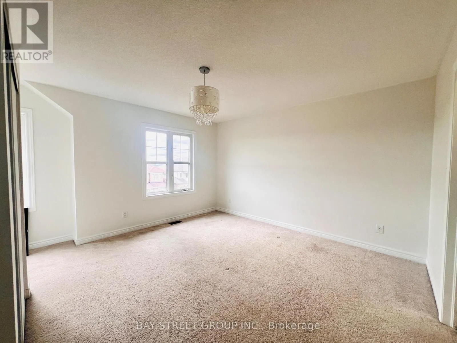 81 SUTCLIFFE WAY